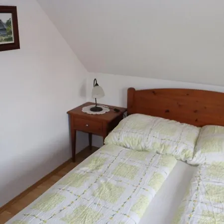 Apartment Hof Gruenfelder *